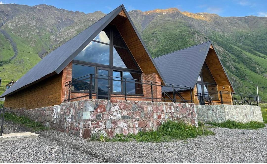 Kera Cottages Kazbegi Экстерьер фото